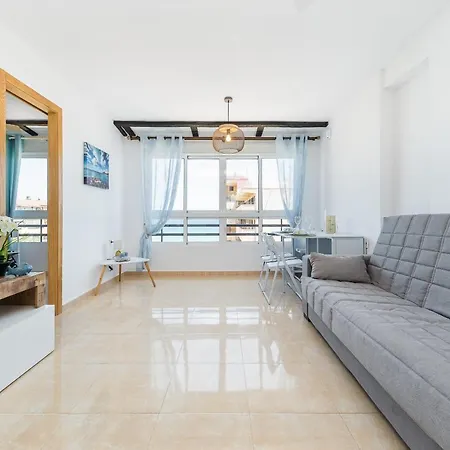 Paseo De La Brisa Nest Apartment *